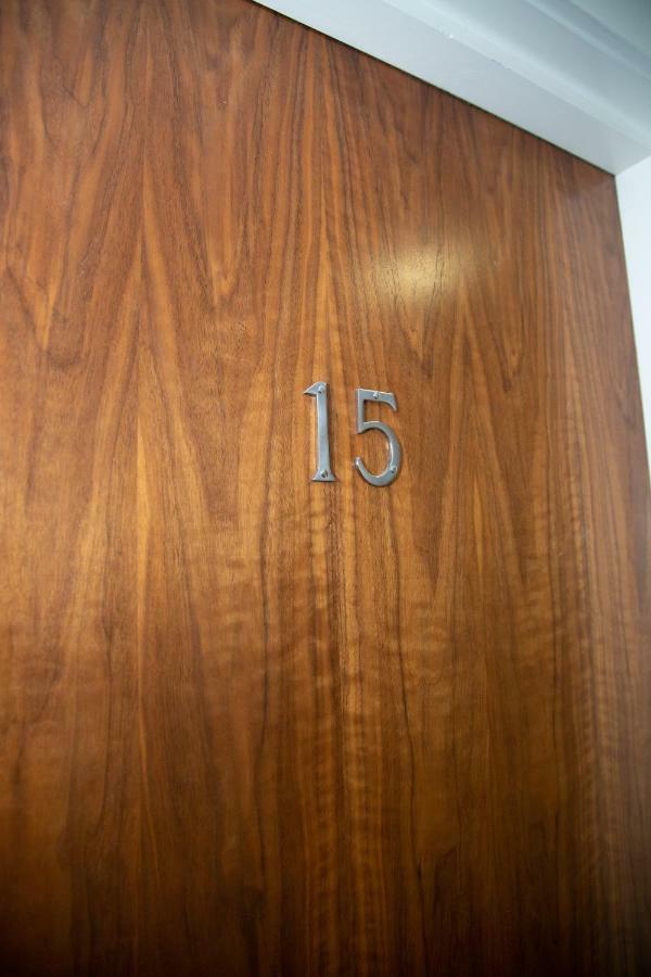 Serviced Apartment In Liverpool City Centre - Free Parking - Balcony - By Happy Days Zewnętrze zdjęcie